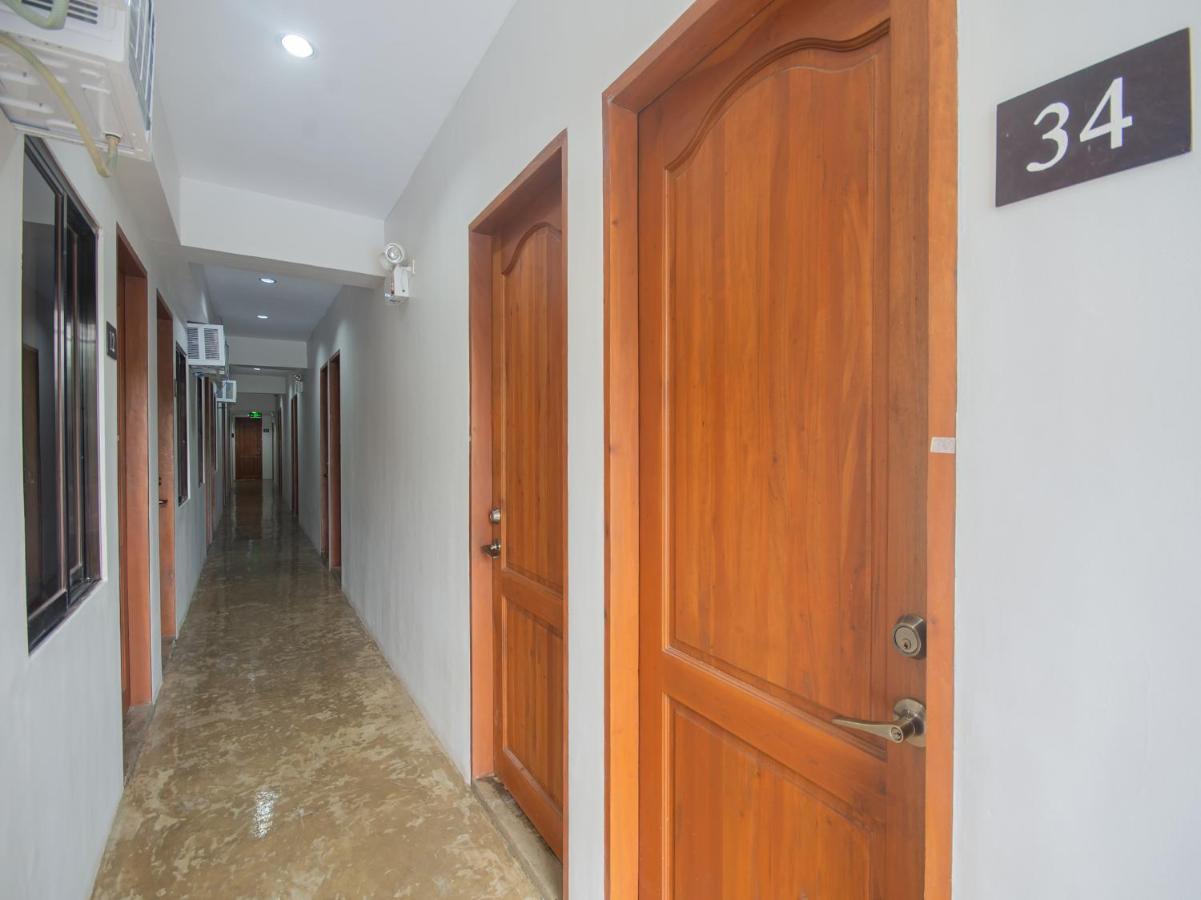Gplace Hotel Cebu Buitenkant foto
