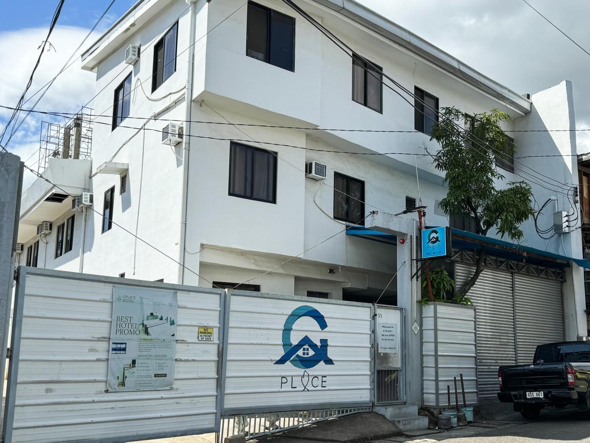 Gplace Hotel Cebu Buitenkant foto